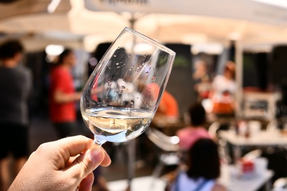 Imagen de una copa durante la primera edición de Blancomántico